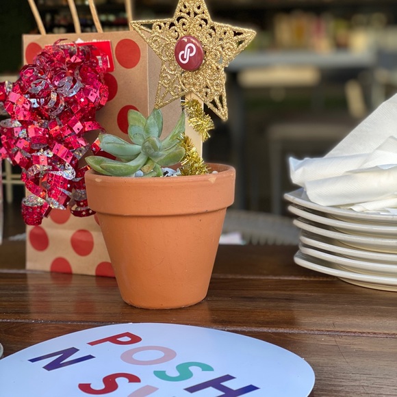 POSHMARK TURNED 9! - Picture 15 of 16